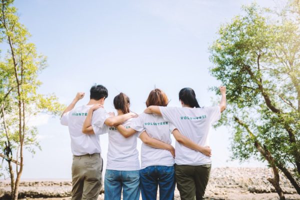Group Of Asian Diverse People Volunteer Teamwork J 2022 10 31 07 53 14 Utc 980x654